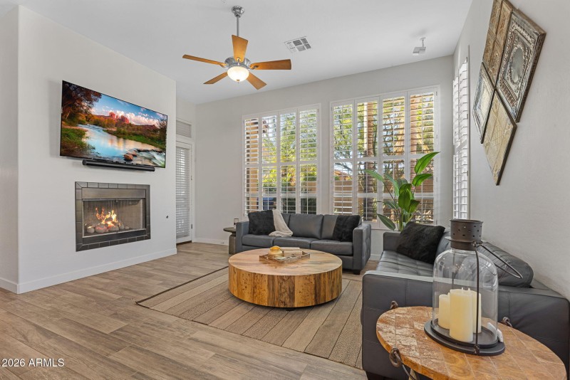 12-web-or-mls-13541-e-thoroughbred-trail