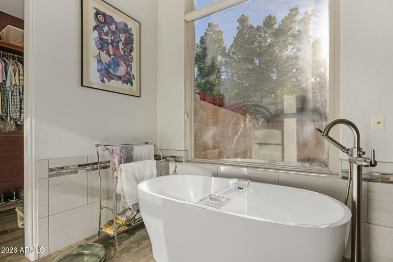 30-web-or-mls-13541-e-thoroughbred-trail