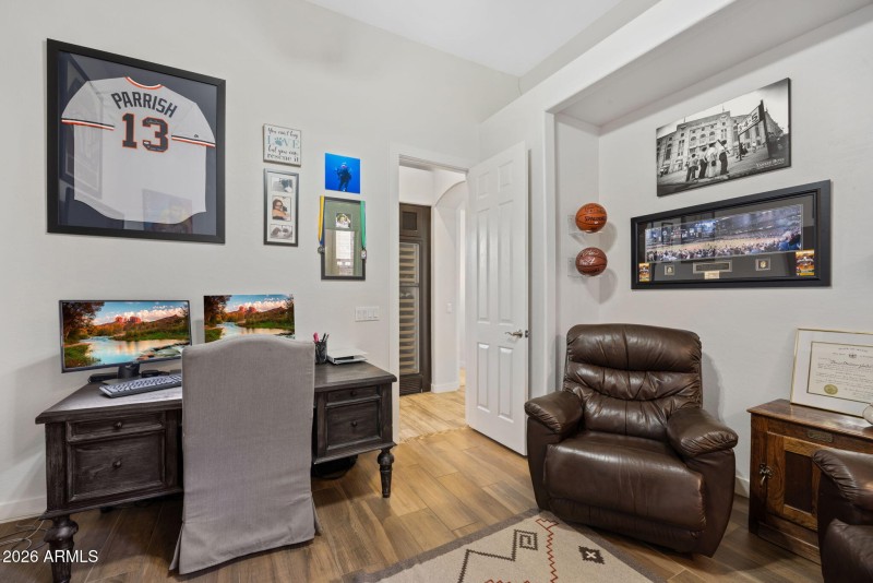 41-web-or-mls-13541-e-thoroughbred-trail