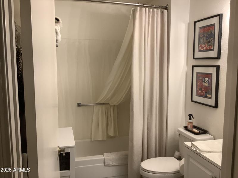 16) 66679-69610efe27fe3