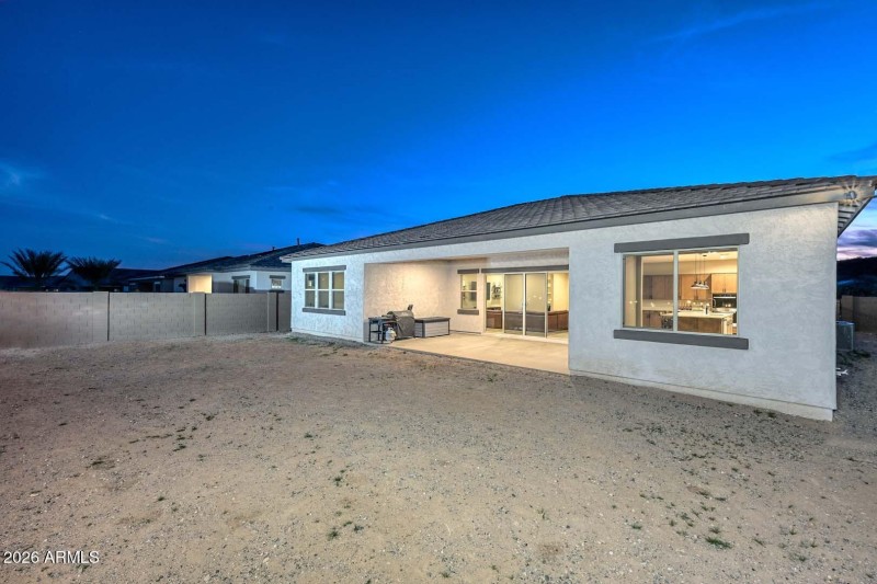 Night-Backyard-Patio