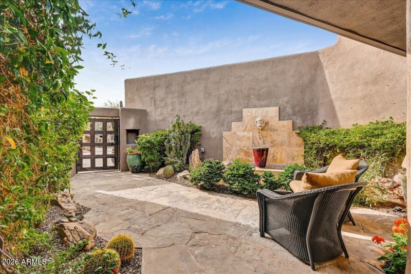 Private Courtyard Water Feature