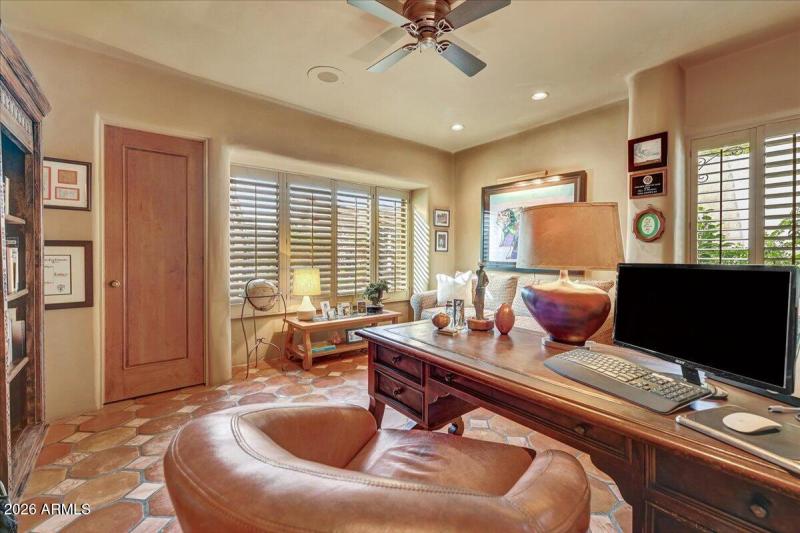 Guest Suite II/Office