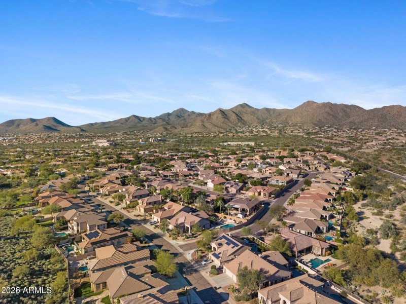 65-web-or-mls-13541-e-thoroughbred-trail