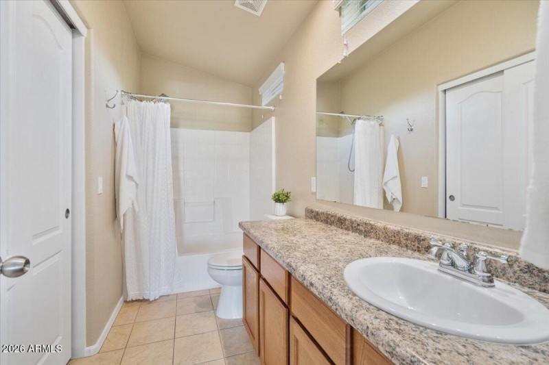 332 N 168th_Primary Bathroom