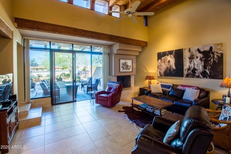 Best runway views while relaxing in the