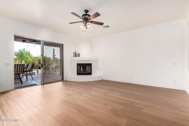 1 - Red Bird (12 - 30 - 25)