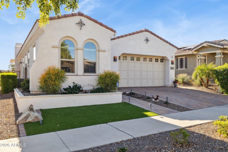 2-web-or-mls-20741-w-minnezona-ave