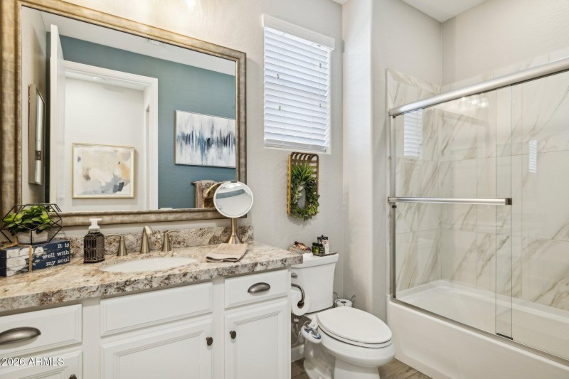 25-web-or-mls-20741-w-minnezona-ave