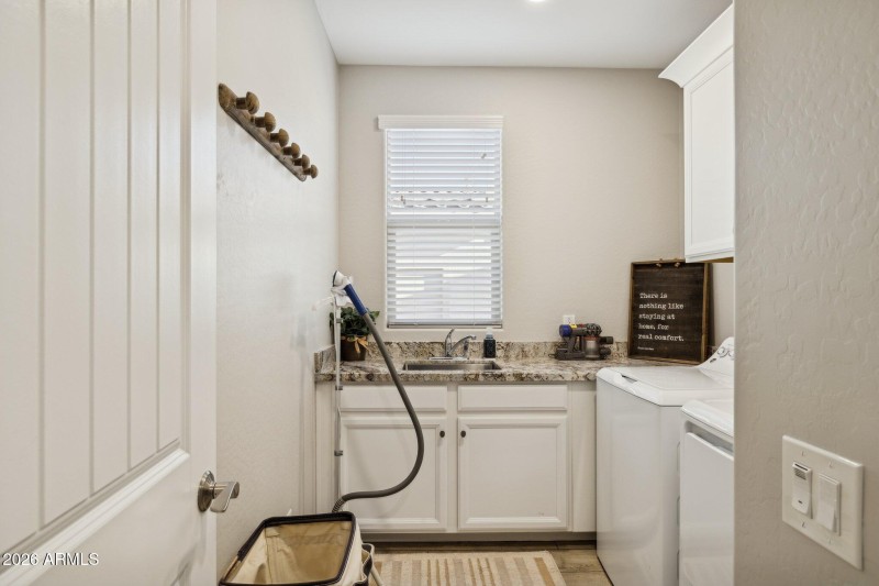 30-web-or-mls-20741-w-minnezona-ave