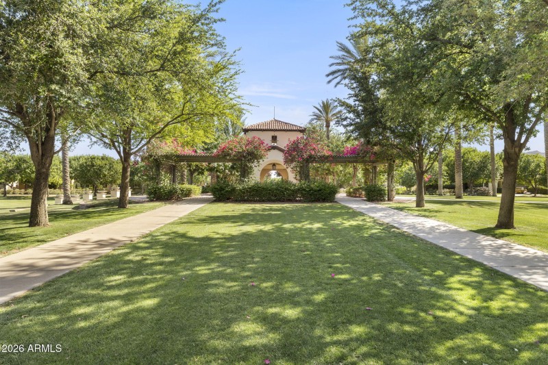 81-web-or-mls-20741-w-minnezona-ave