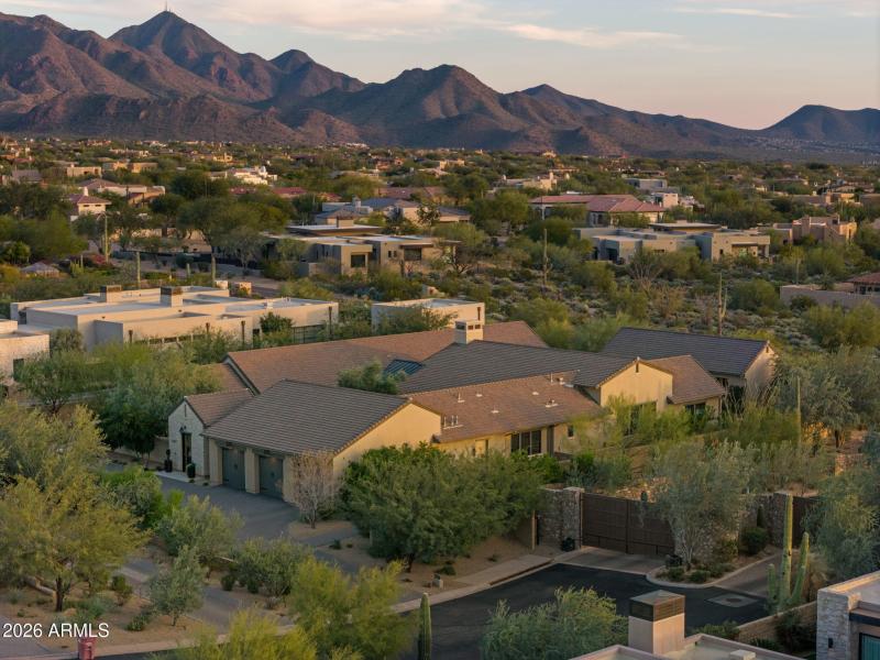 2-web-or-mls-22407-n-89th-st