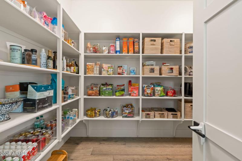 29-web-or-mls-22407-n-89th-st