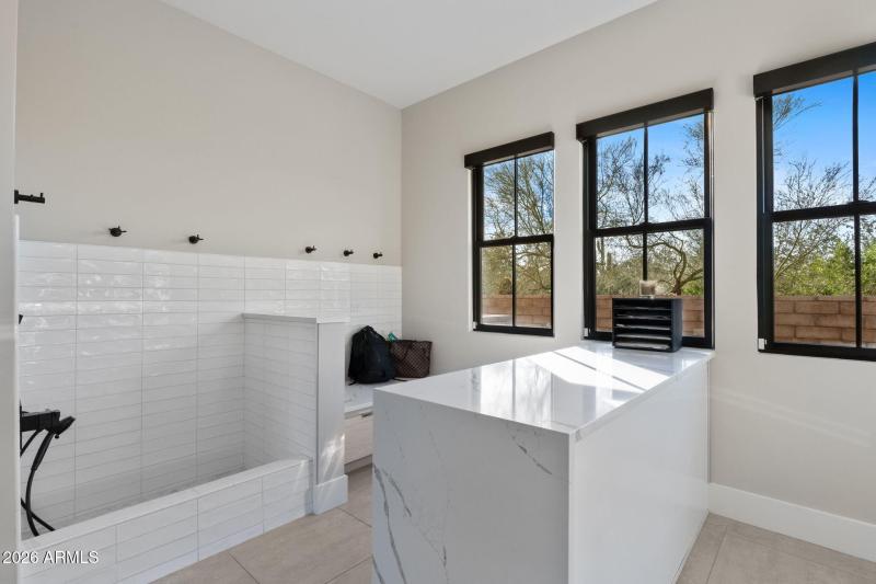 54-web-or-mls-22407-n-89th-st