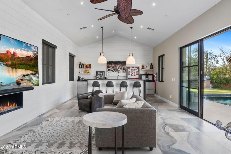 68-web-or-mls-22407-n-89th-st