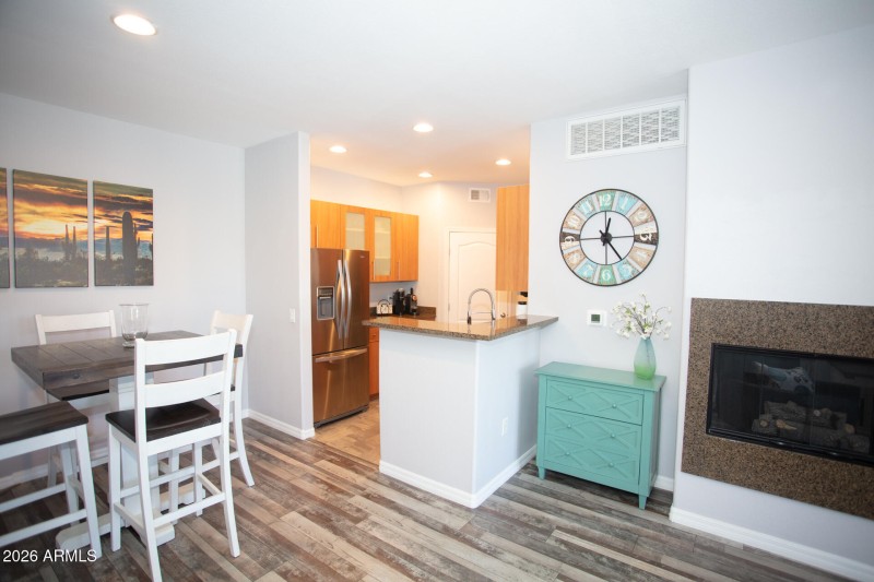 Family, Dining & Kitchen