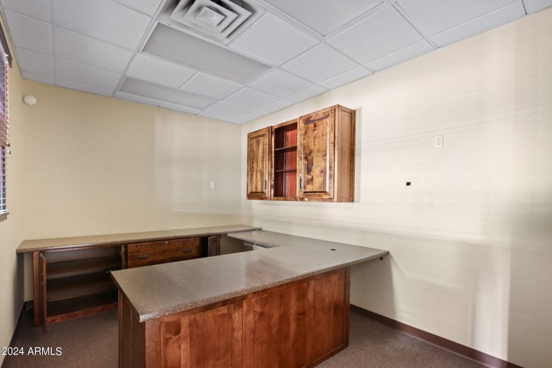 31-web-or-mls-260 N Gilbert Rd - MLS - 0