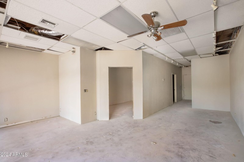 39-web-or-mls-260 N Gilbert Rd - MLS - 0