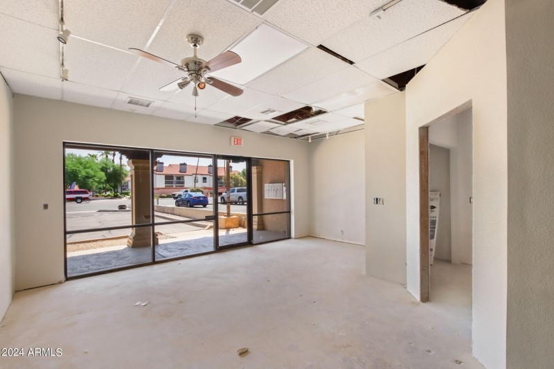 40-web-or-mls-260 N Gilbert Rd - MLS - 0