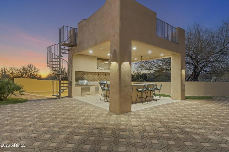 Gazebo Kitchen w/ View Deck