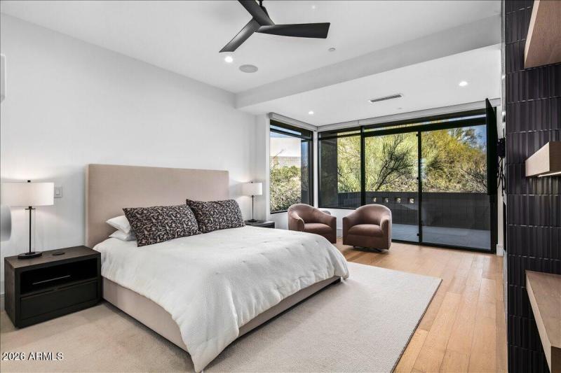 Relaxing Primary Suite