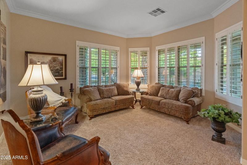 4110 W Oraibi Dr-91.jpg living room twil