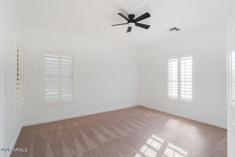 20251017185205247725000000-o