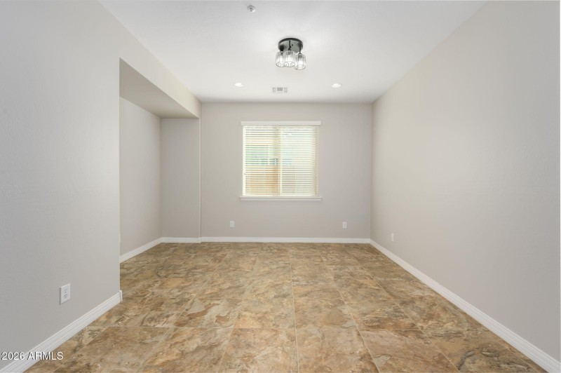 Formal Dining/Bonus Room