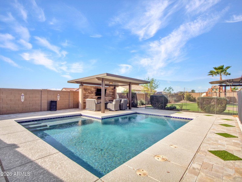 13-Pool-&-Pavillion-(8)