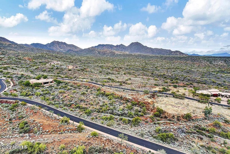 fac1ba0ae03adaa2f7f2c38a786ce1b7-uncropp