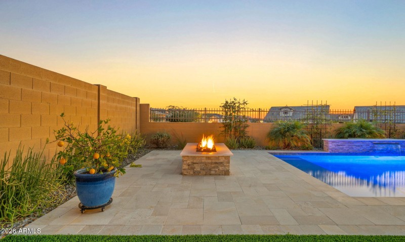 58-web-or-mls-TWILIGHT9