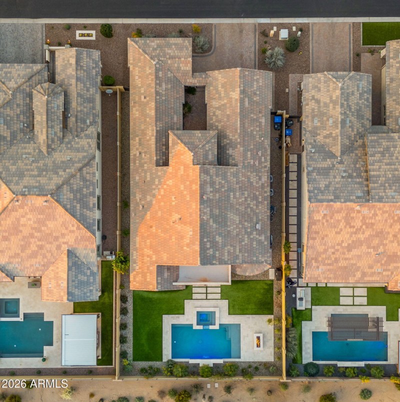 71-web-or-mls-TWILIGHT16