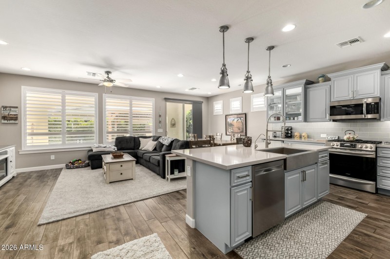 18 - Fruit Stand 745