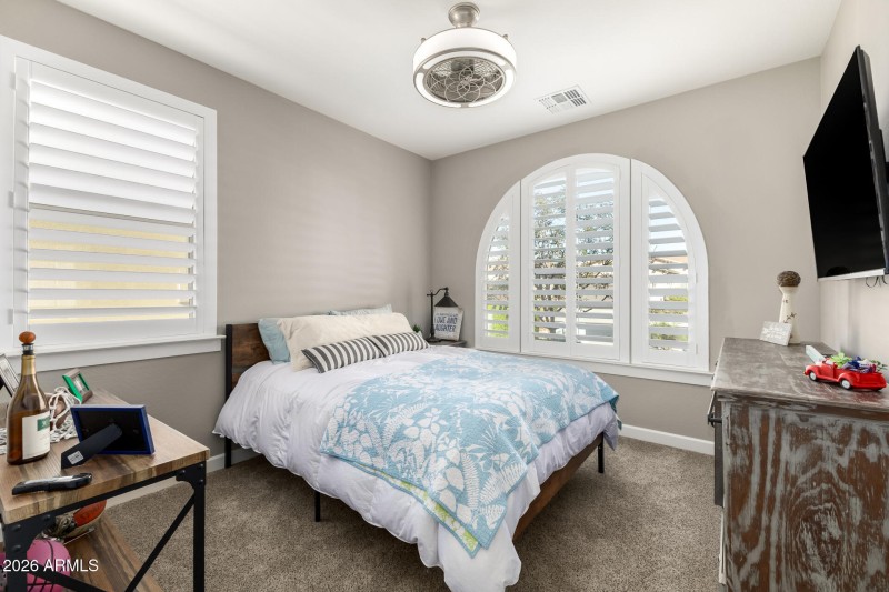 29 - Fruit Stand 745