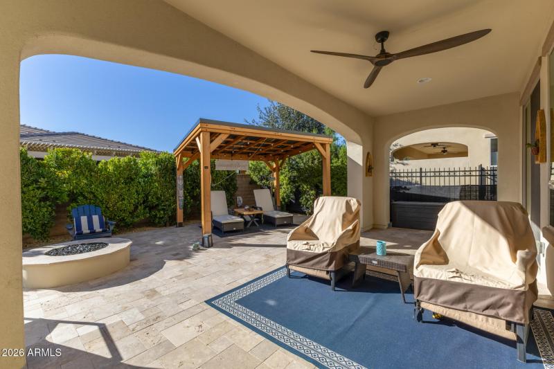 38 - Fruit Stand 745