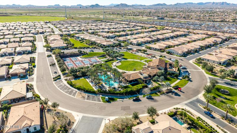 45 - Fruit Stand 745