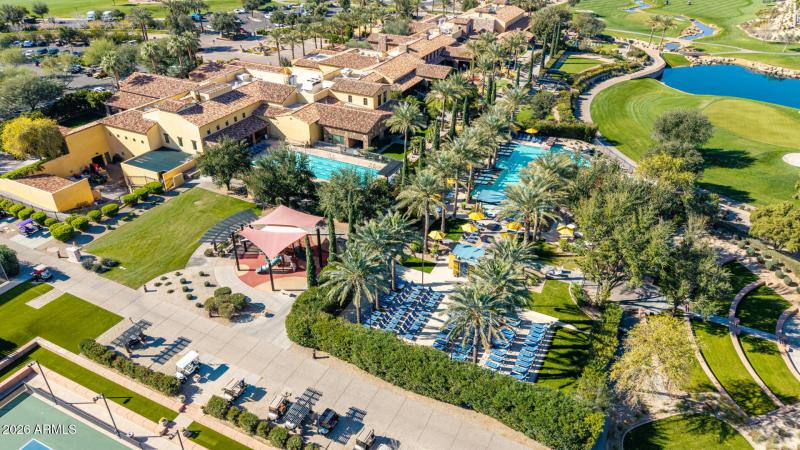 62 - Fruit Stand 745