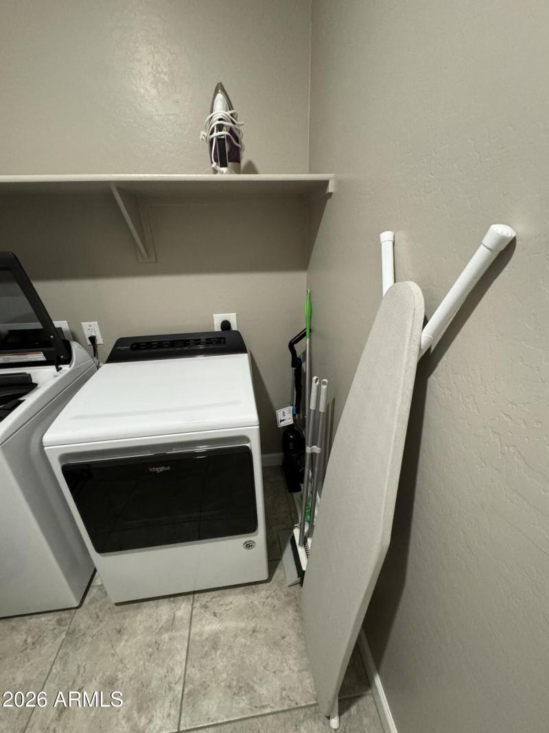 5657F4EC-B094-4619-BECB-D7BC30E2577D