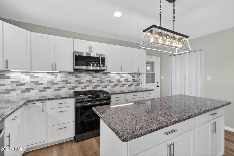 Interior - 8505 E Hansford Ln-10