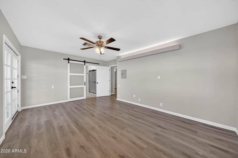 Interior - 8505 E Hansford Ln-12