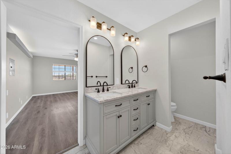 Interior - 8505 E Hansford Ln-14