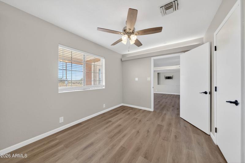 Interior - 8505 E Hansford Ln-21