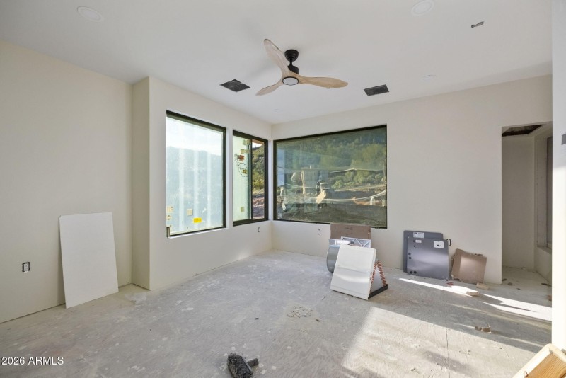 24-web-or-mls-DSCF9783