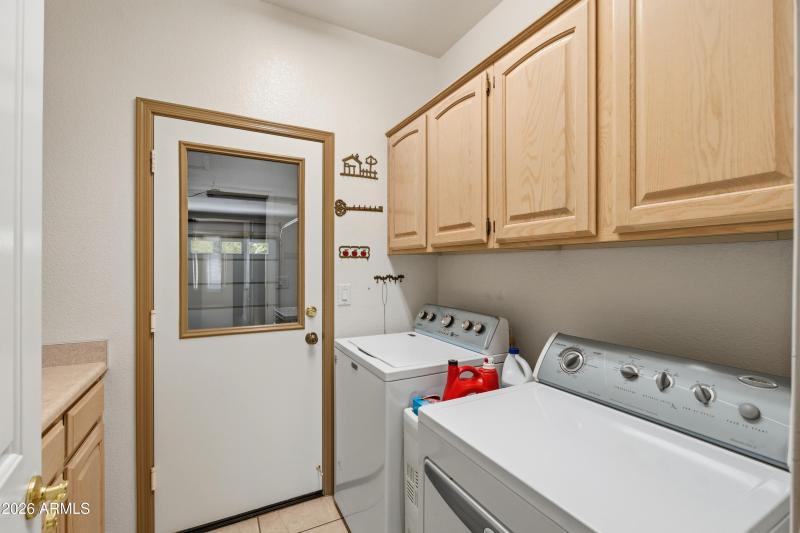 5h laundry room to garage