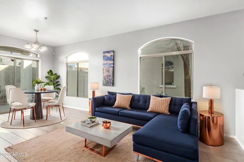 6-Bell - Living Room - Modern - 11