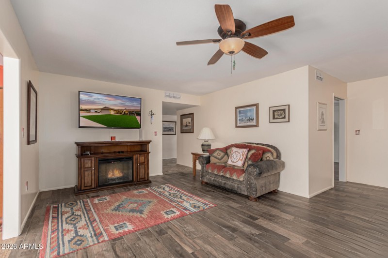 22 - Mountain View 10811