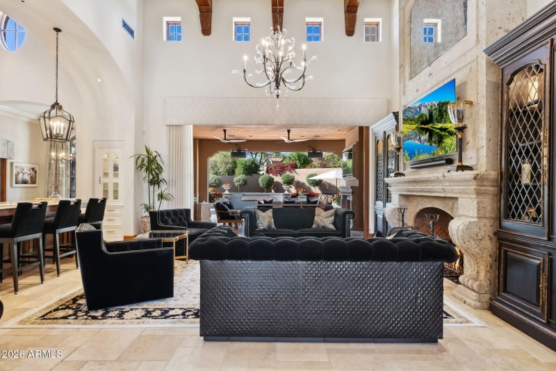 4-web-or-mls-9926-e-kemper-way