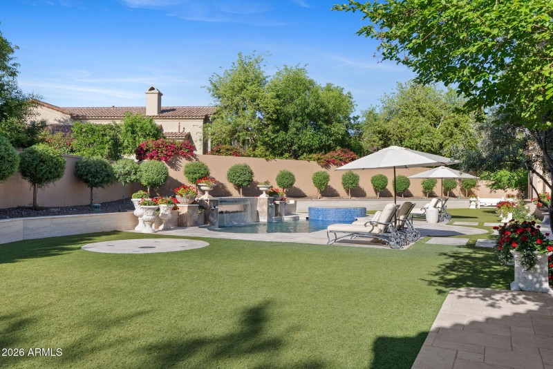 77-web-or-mls-9926-e-kemper-way