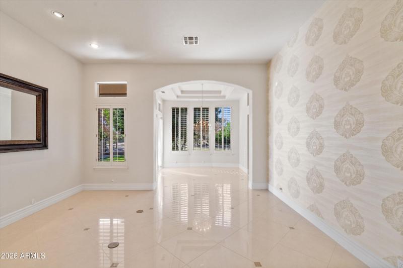 08-Living to Formal Dining