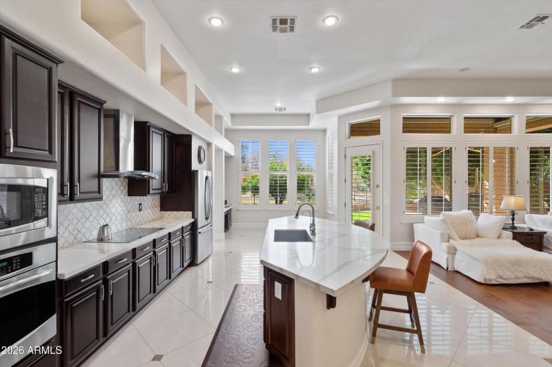 14-Kitchen to Breakfast Area